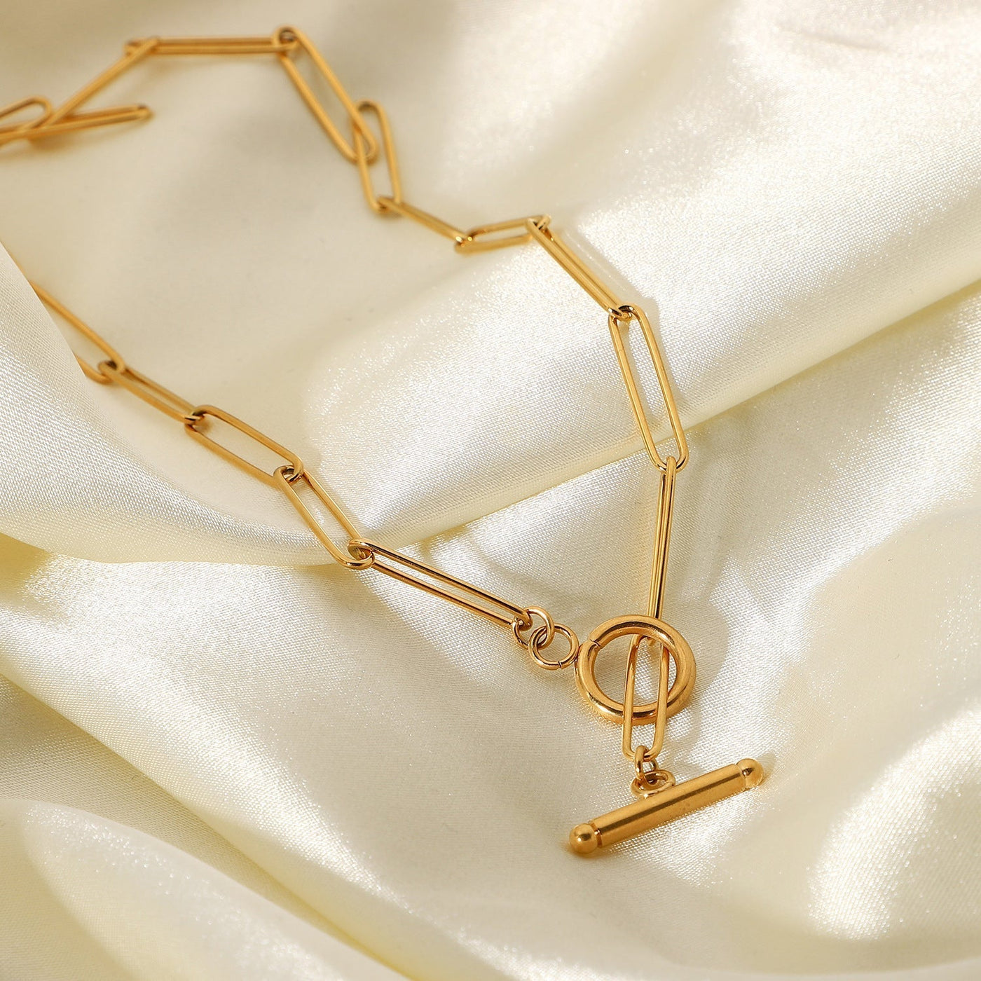 Joyce Halsband